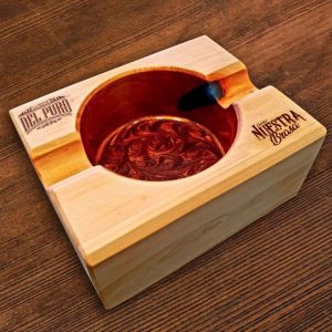 Cinzeiro de Madeira Maciça para Charuto - Nuestra Brasa